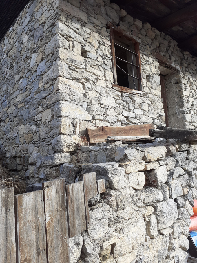 Offres de vente Maison de village Vigneaux (05120)